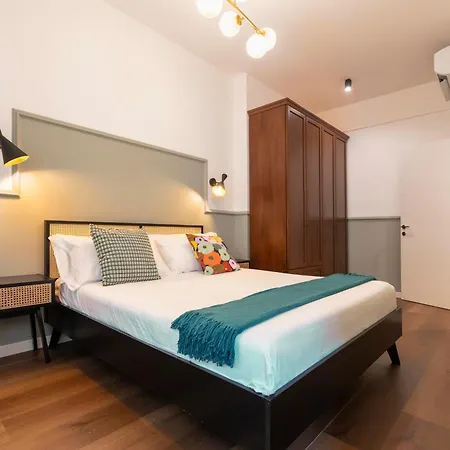Roomeasy Vatican דירה *